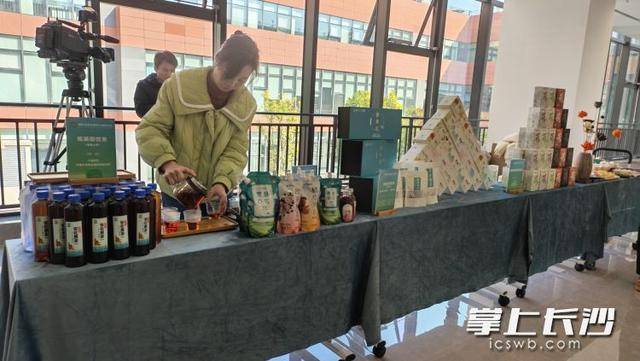 “基茶”概念首发 安化黑茶迈入“双轮驱动”新阶段